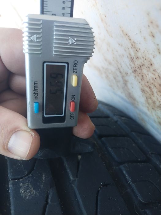 Продам резину 205 60 r16