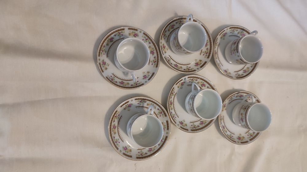 Conjunto chávena café e pires64751661389826123