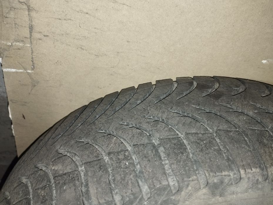 Opony zimowe 185x60x15 cena za komplet