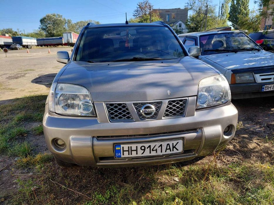 продам нисан Х-трейл