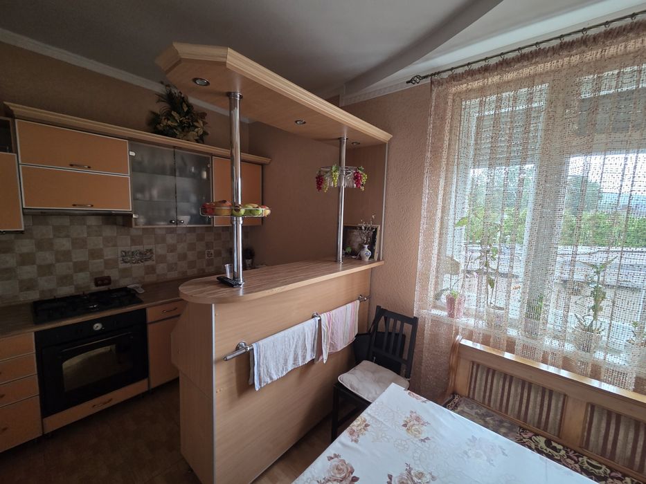 Продам барстойку
