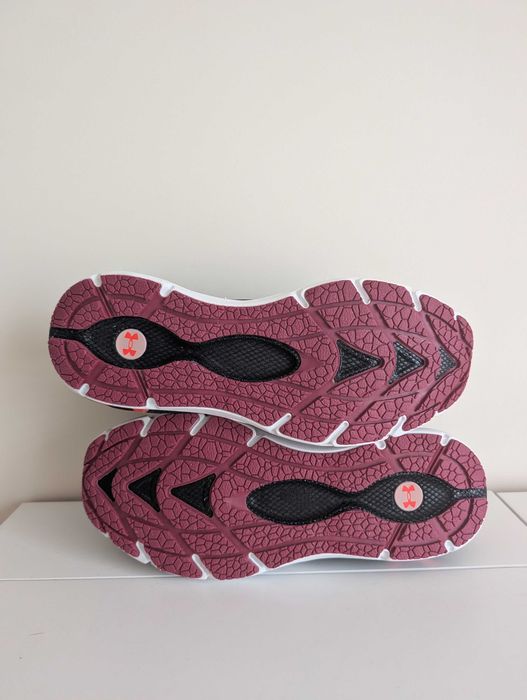 NOWE Buty Under Armour do biegania damskie