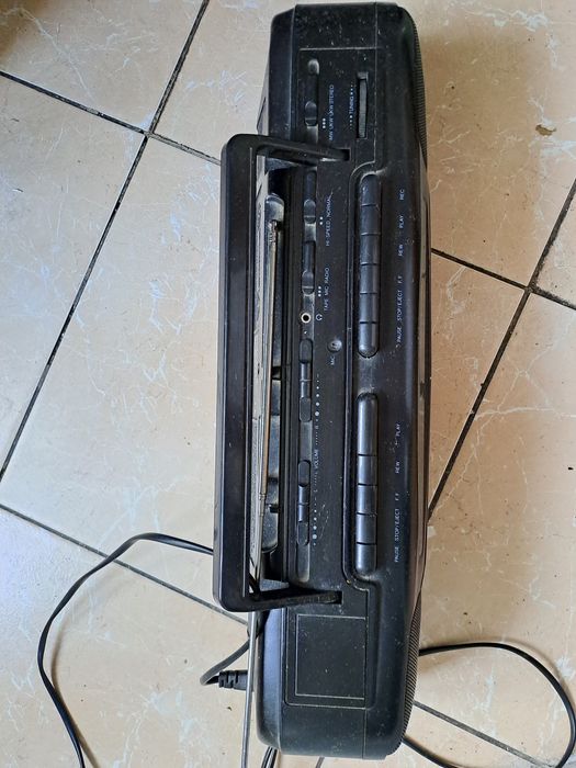 Radiomagnetofon Central Technic