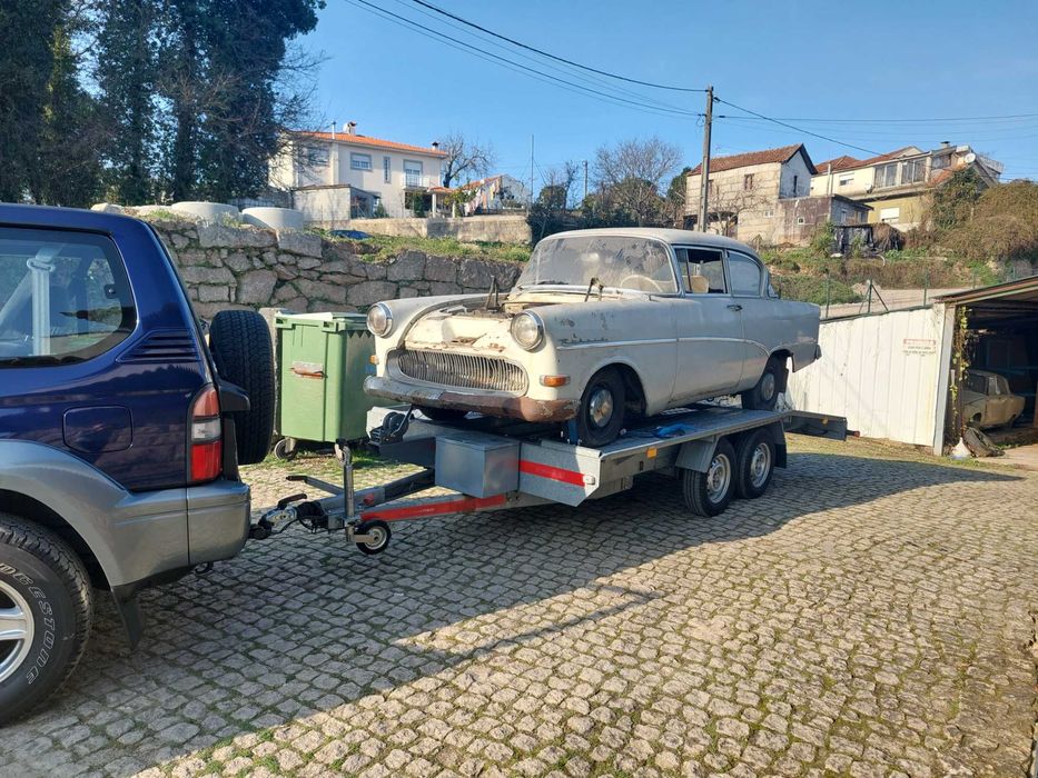 Faço Serviço Reboque