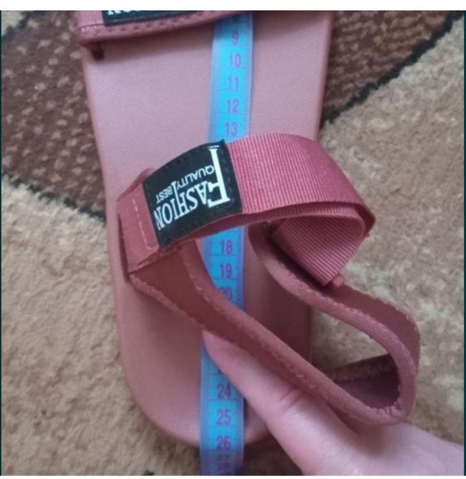 Босоніжки легенькі.