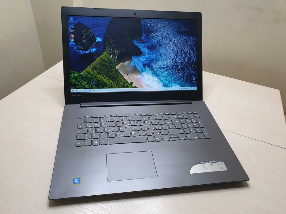 Великий ноутбук Lenovo 17.3 / Intel / SSD / DDR4