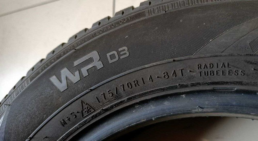 Пара шин б/у 175/70R14 84T Nokian WR03