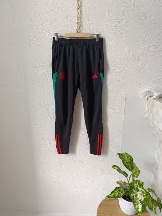 Спортивные тренировочные штаны adidas manchester united tiro 23 traini