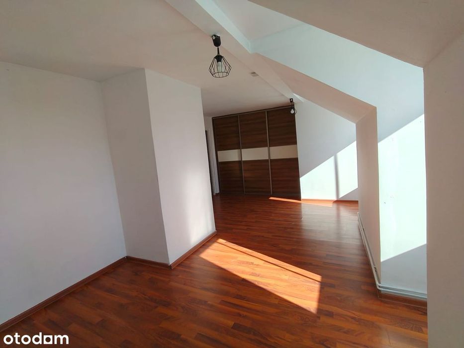 Mieszkanie jak dom 95 m² – garaż, podwórko, osobne wejście