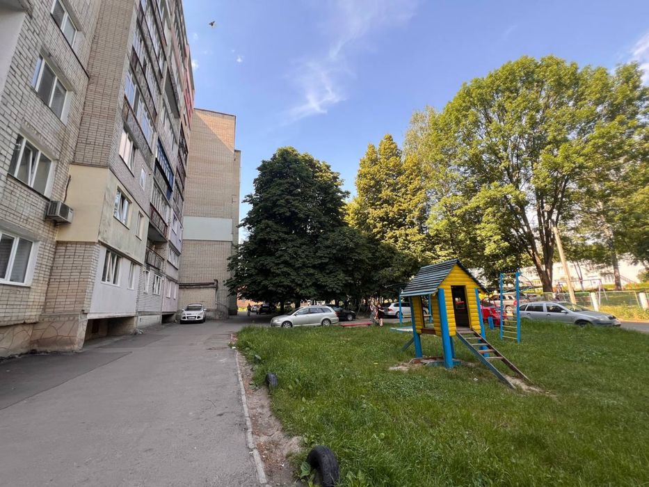 1-кімнатна квартира на Ювілейному — зручне планування та можливість ремонту під себе.