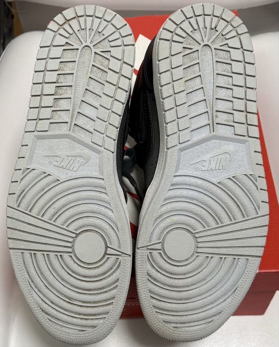 Кроссовки Jordan retro 1