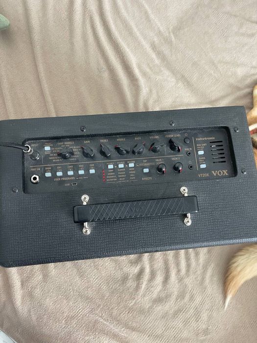 !!!СРОЧНО!!!VOX VT20X Комбопідсилювач
