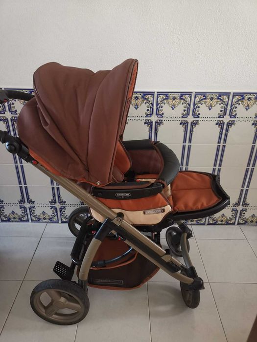 Carrinho e Ovo Bébécar