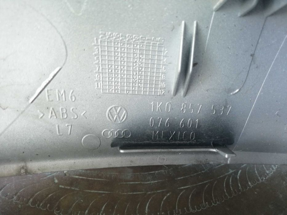 Espelho esquerdo elétrico Volkswagen Golf Variant danificado