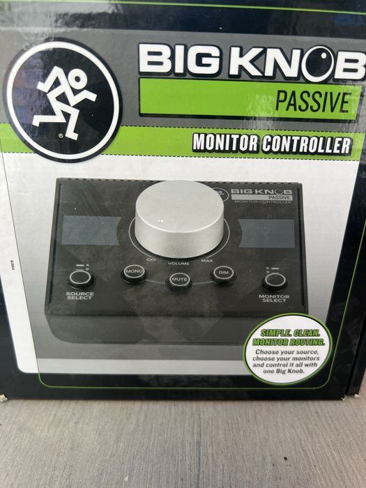 Mackie big knob