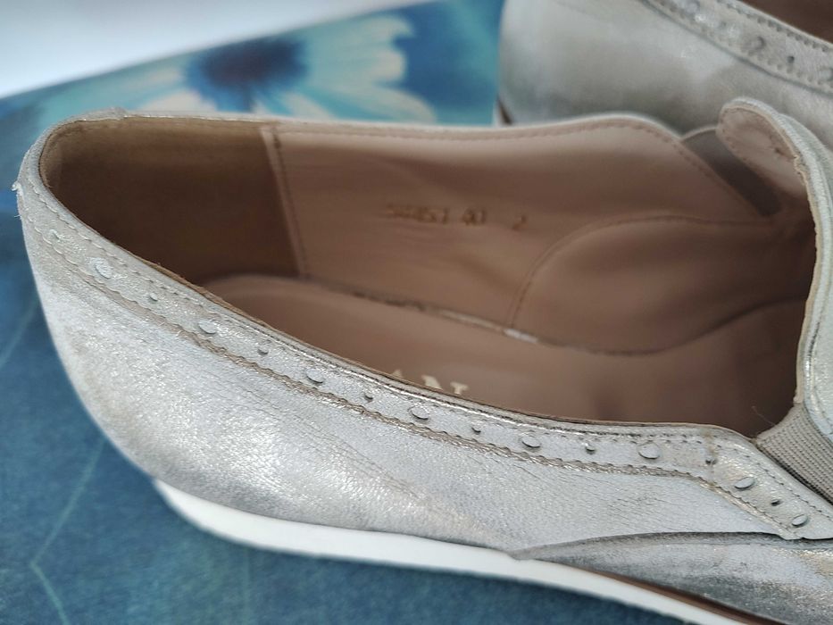 Skórzane buty firmy Sagan
