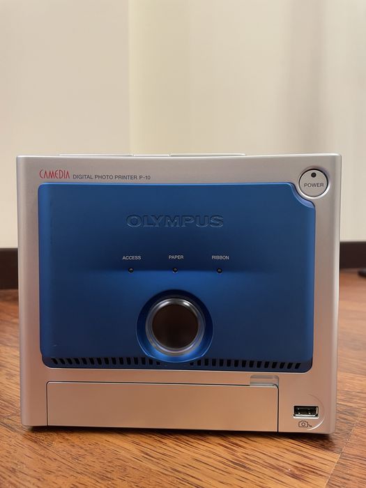 Фотопринтер Olympus Camedia P-10