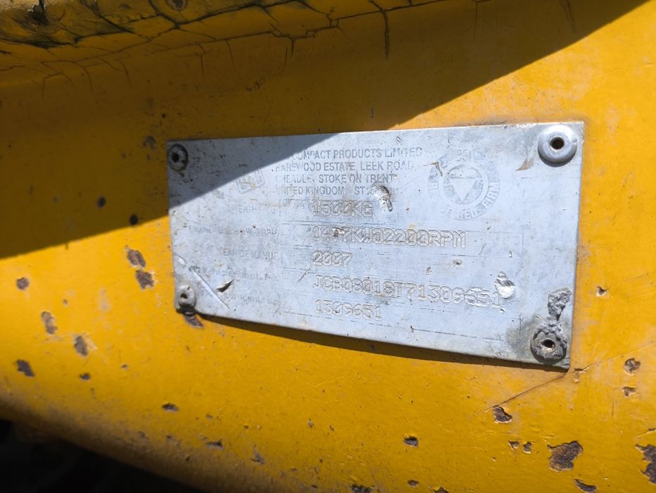 Minikoparka JCB8018