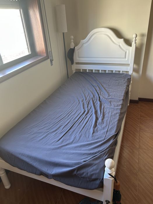 Cama solteiro + colchao