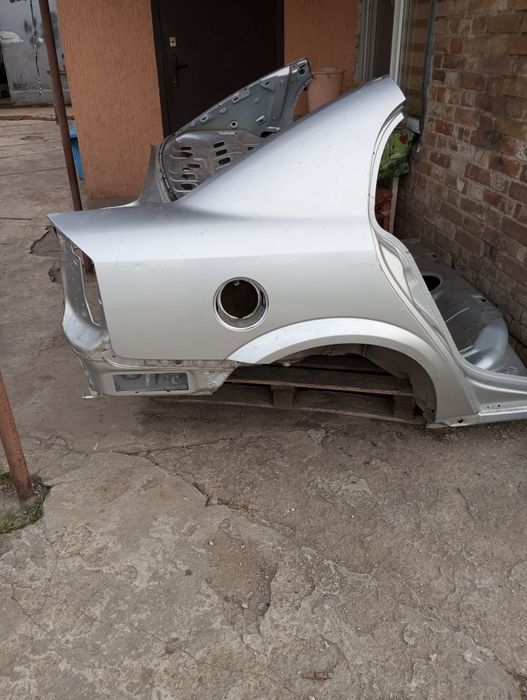 Опель Вектра с задняя правая четверь