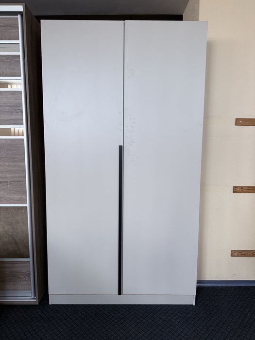 Комоды шкафы купе,прихожие,обувницы,столы.