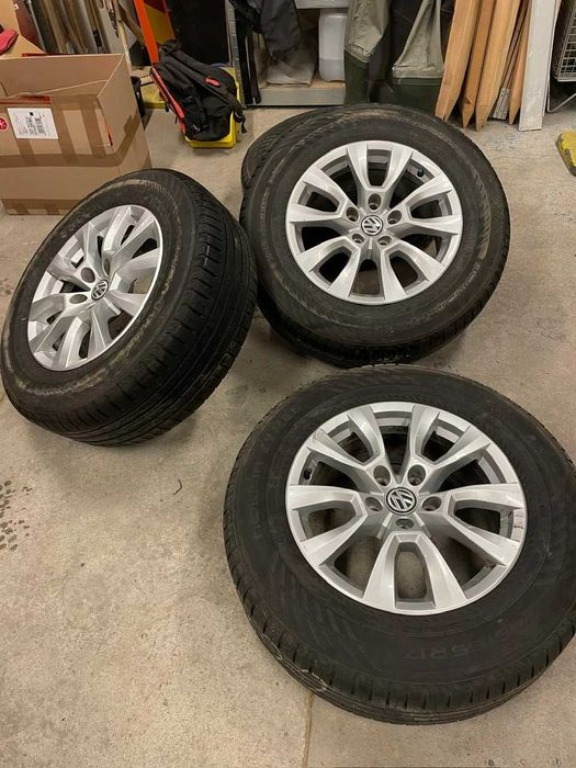 AMAROK VW , VW T5/T6 - 2020r doskonały stan 245/65/R17 - 5x120 rozstaw
