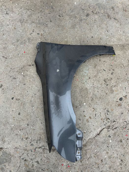 Крило Toyota Avensis T25, рест