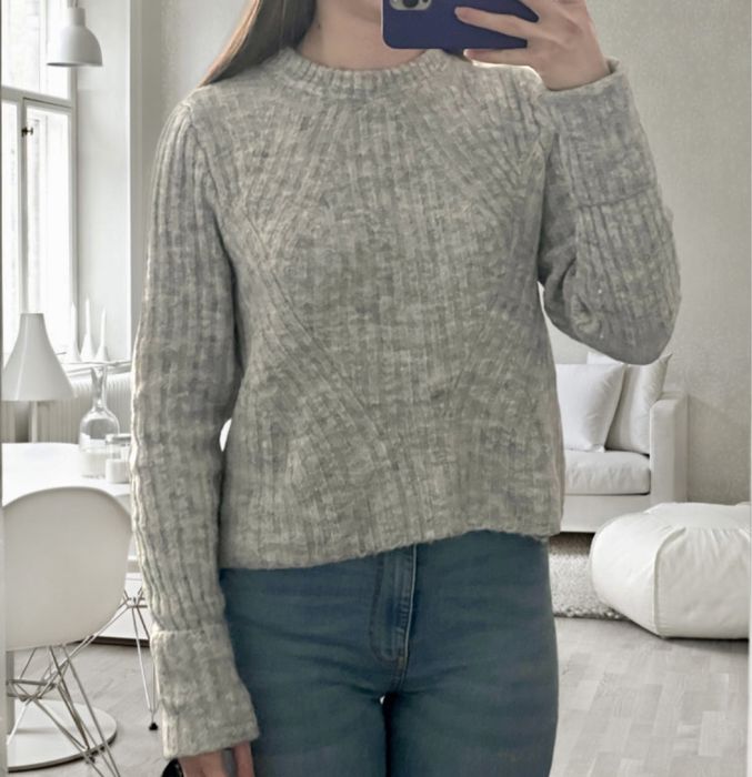 Ciepły śliczny sweter H&M szary
