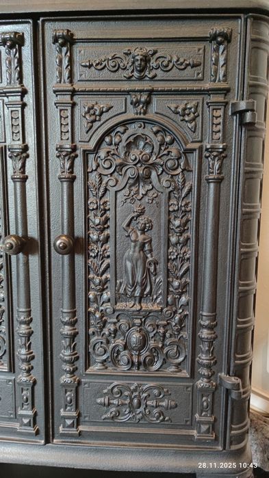 Печь камин чугунная