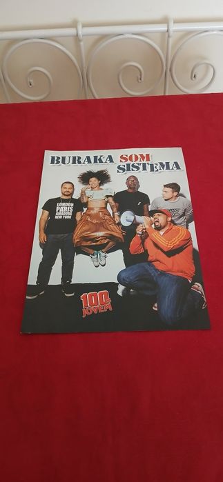 Poster Buraka Som Sistema, novo