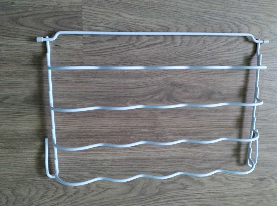 Продается подставка для холодильника