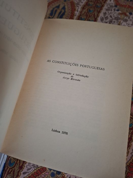 As Constituições Portuguesas por Jorge Miranda