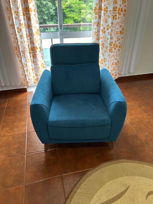 Conjunto Sofá e Poltrona, 3L + 1L
