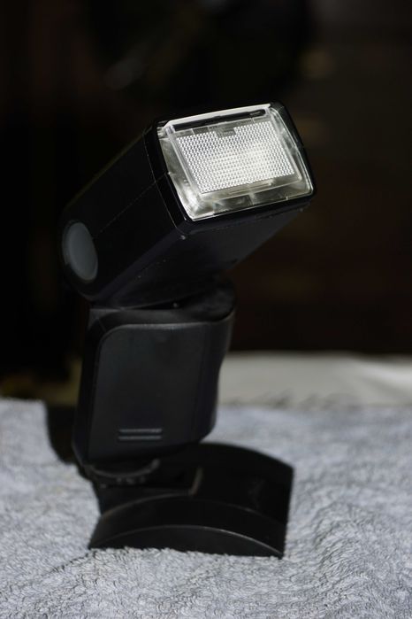 lampa błyskowa Matez 52 AF-1