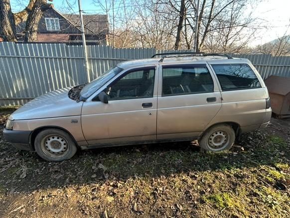 Продам машину недорого LADA 2111