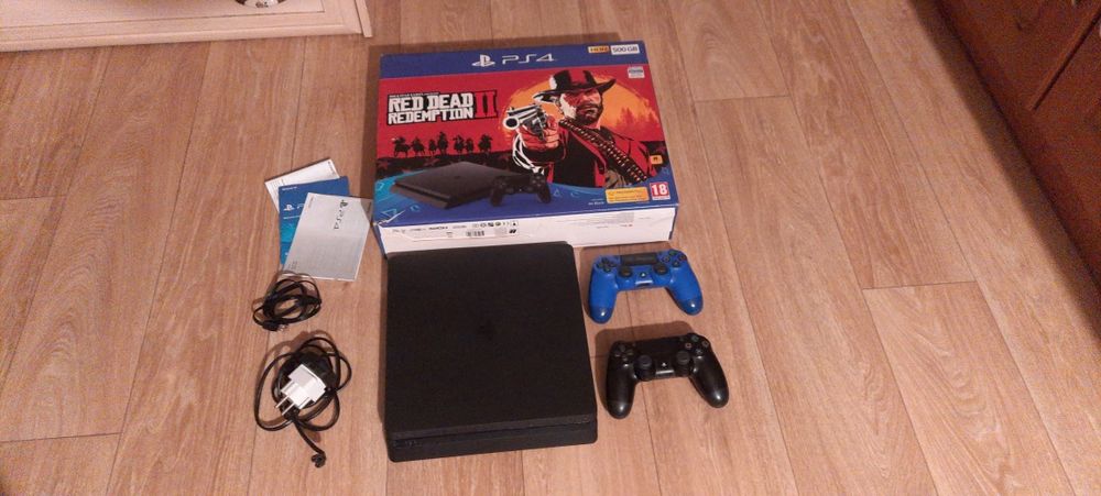 Продам PS4  Слім, 2 терабайта