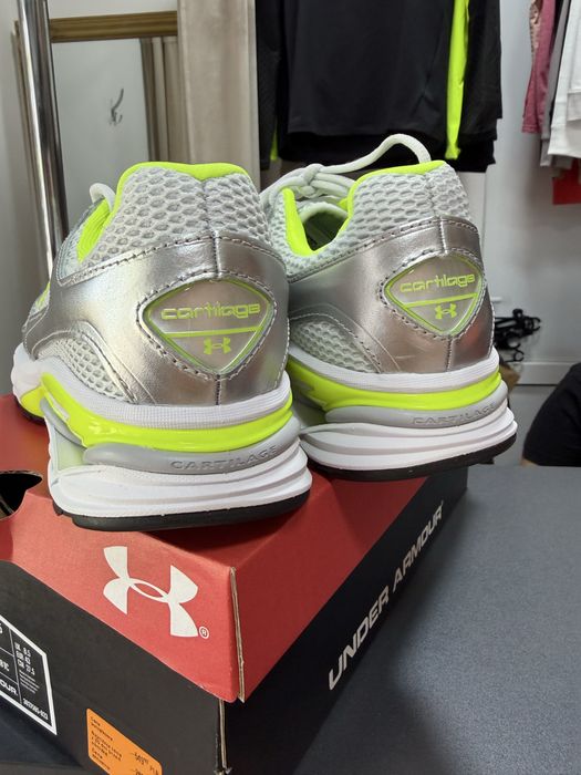 Under Armour HOVR оригінал 43 розмір
