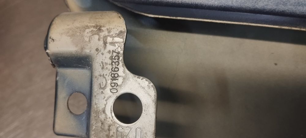 Guarda-lamas Esquerdo OPEL CORSA C - OEM9196448