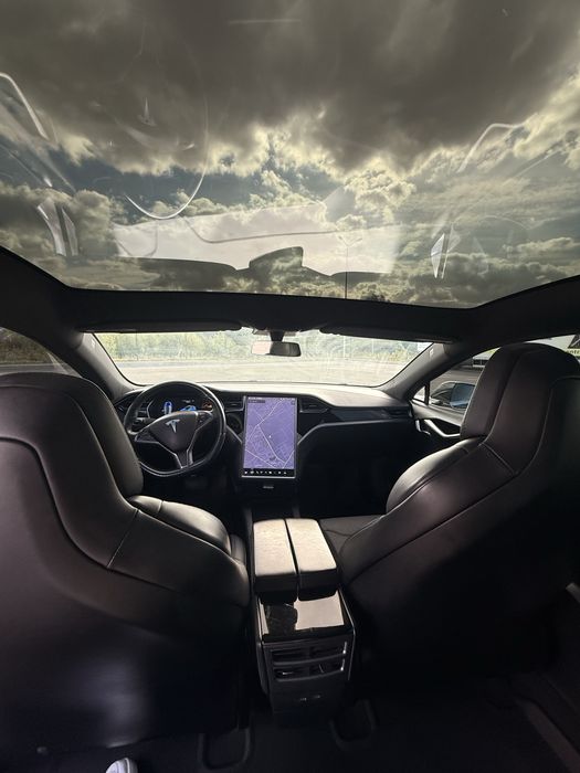Tesla Model S 2018 VIN 5YJSA1E20JF297604 фото оголошення 8 з 8