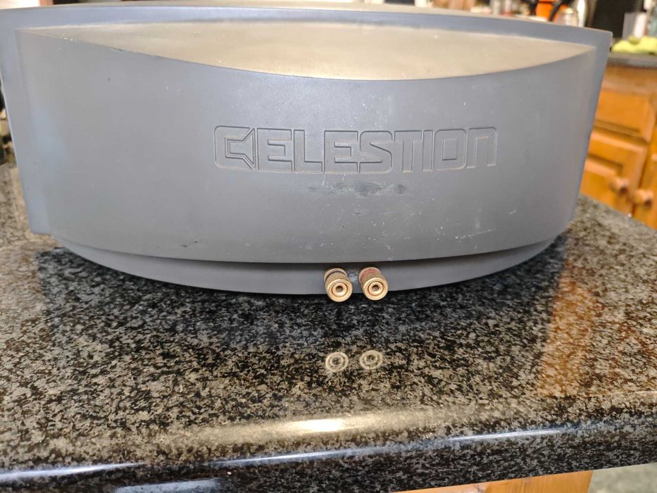 Coluna central Celestion