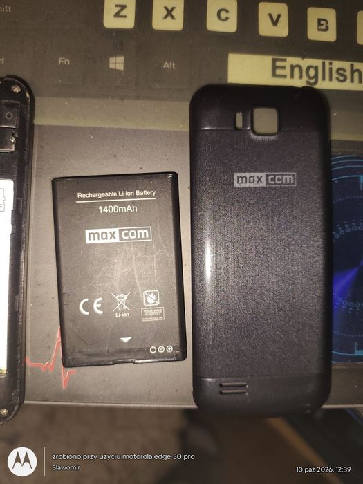 Telefon max com MM141 z aparatem
