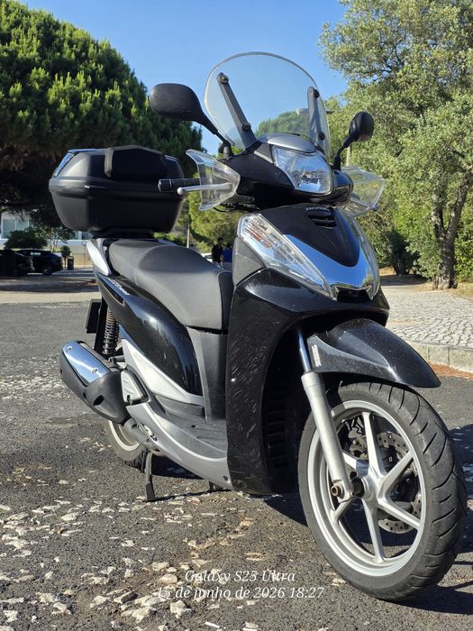 Honda SH300i possível troca por + cilindrada (reservada até sábado dia 5)