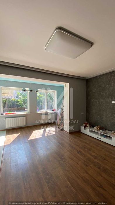 Продам ШИКАРНЫЙ ДОМ на два входа. Метро Студенческая. 625 м-рн.