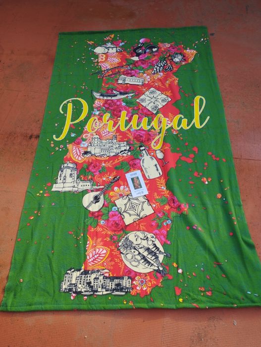 Toalha de praia. Nova. Portugal