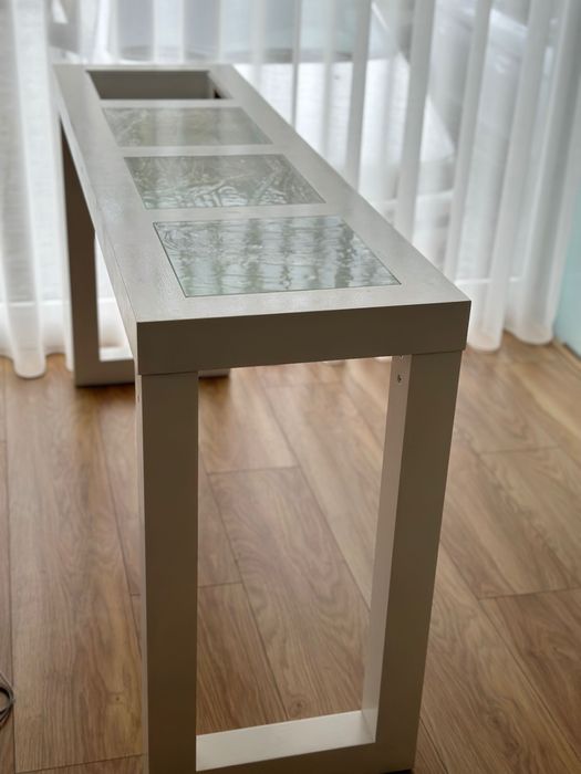 Mesa / aparador branco