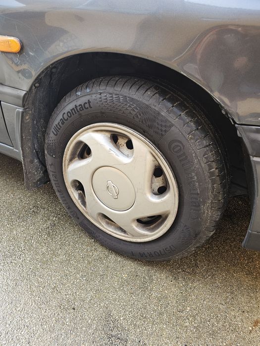 Nissan Primera P10 1.6 gasolina 1994