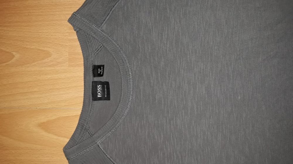Продам реглан Hugo Boss оригинал