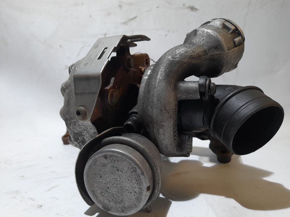 Turbo / compressor VOLKSWAGEN Touran (1T)