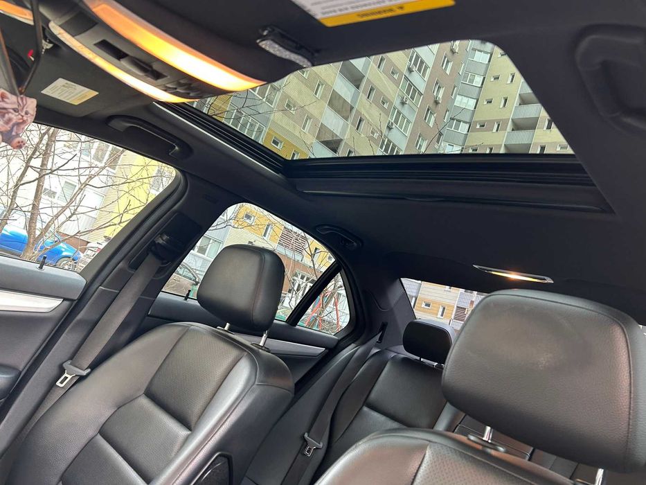 Mercedes-Benz C-Class 2012