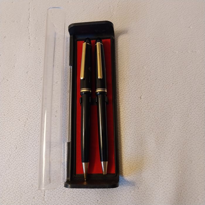 Conjunto Vintage de Escrita (Caneta + Lapiseira) — Banco Efisa, S.A.